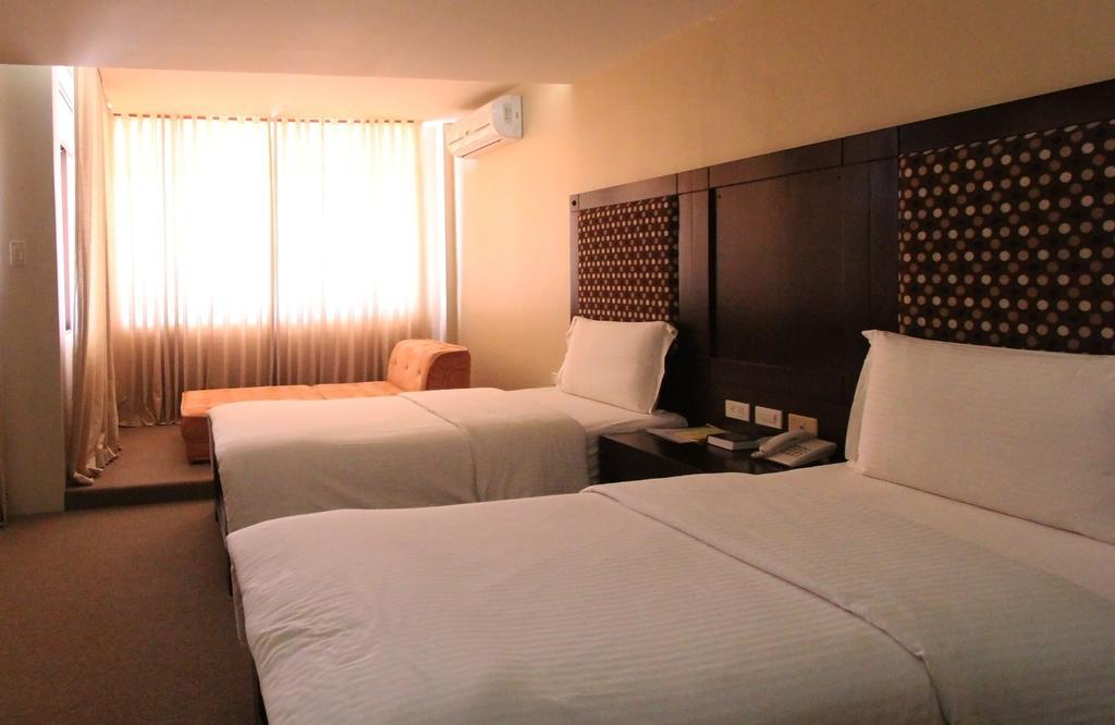 Coron Gateway Hotel & Suites Pokoj fotografie